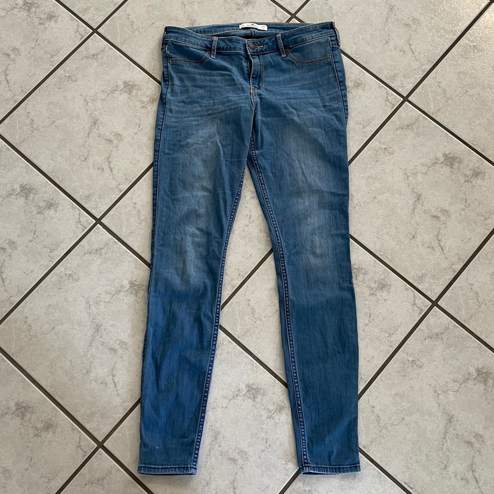 Hollister Light Wash Jeggings 9L